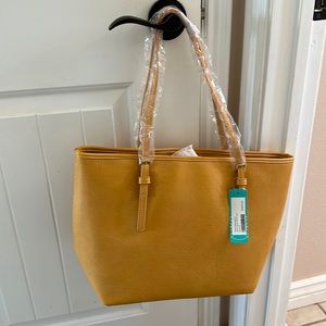 Mustard yellow gold bag nwt urban expression